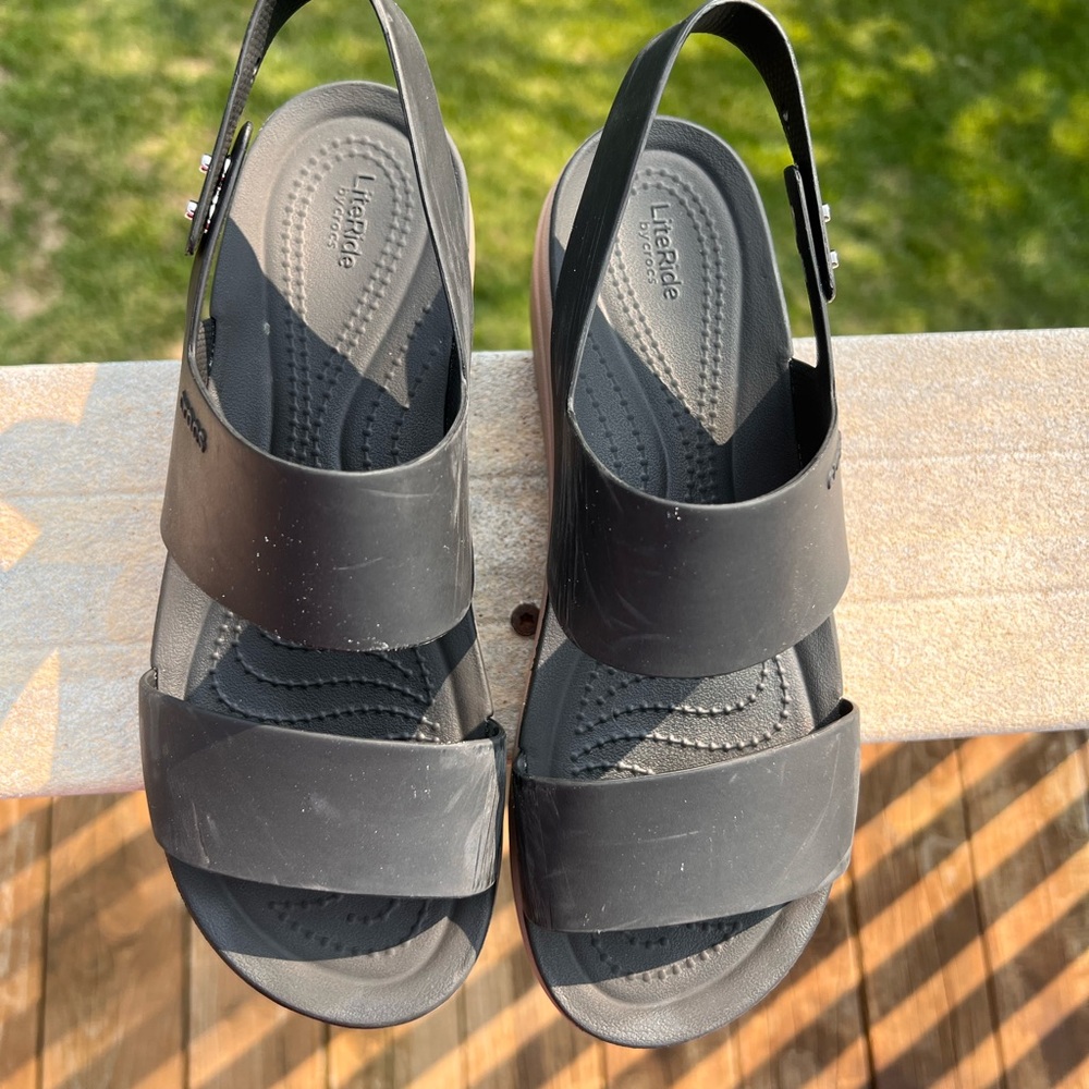 CROCS Black & Brown Sandals with Adjustable Slingback - Picture 5 of 6